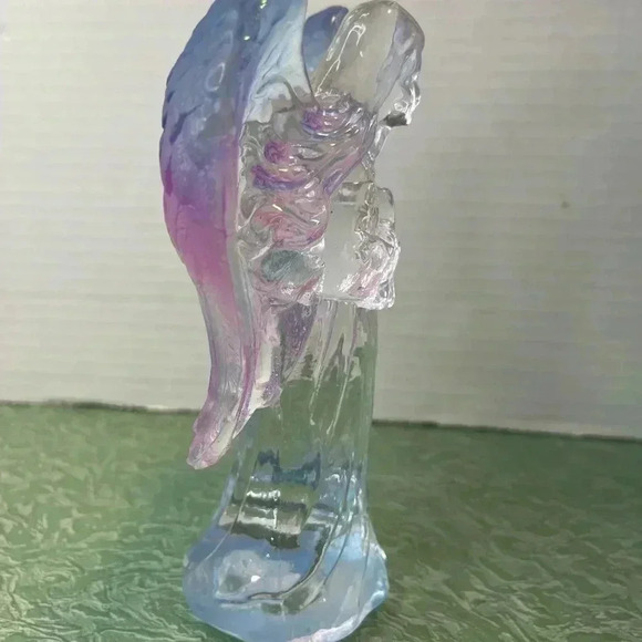 Translucent and satin pressed glass Angel Figurine with Pink and Blue Wings - Picture 2 of 4